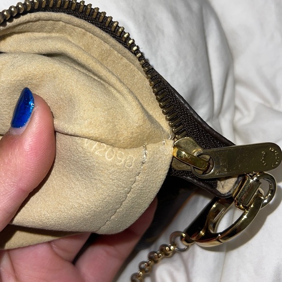 Authentic LOUIS VUITTON Monogram Pochette Milla MM Small Chain Bag - Picture 13 of 17